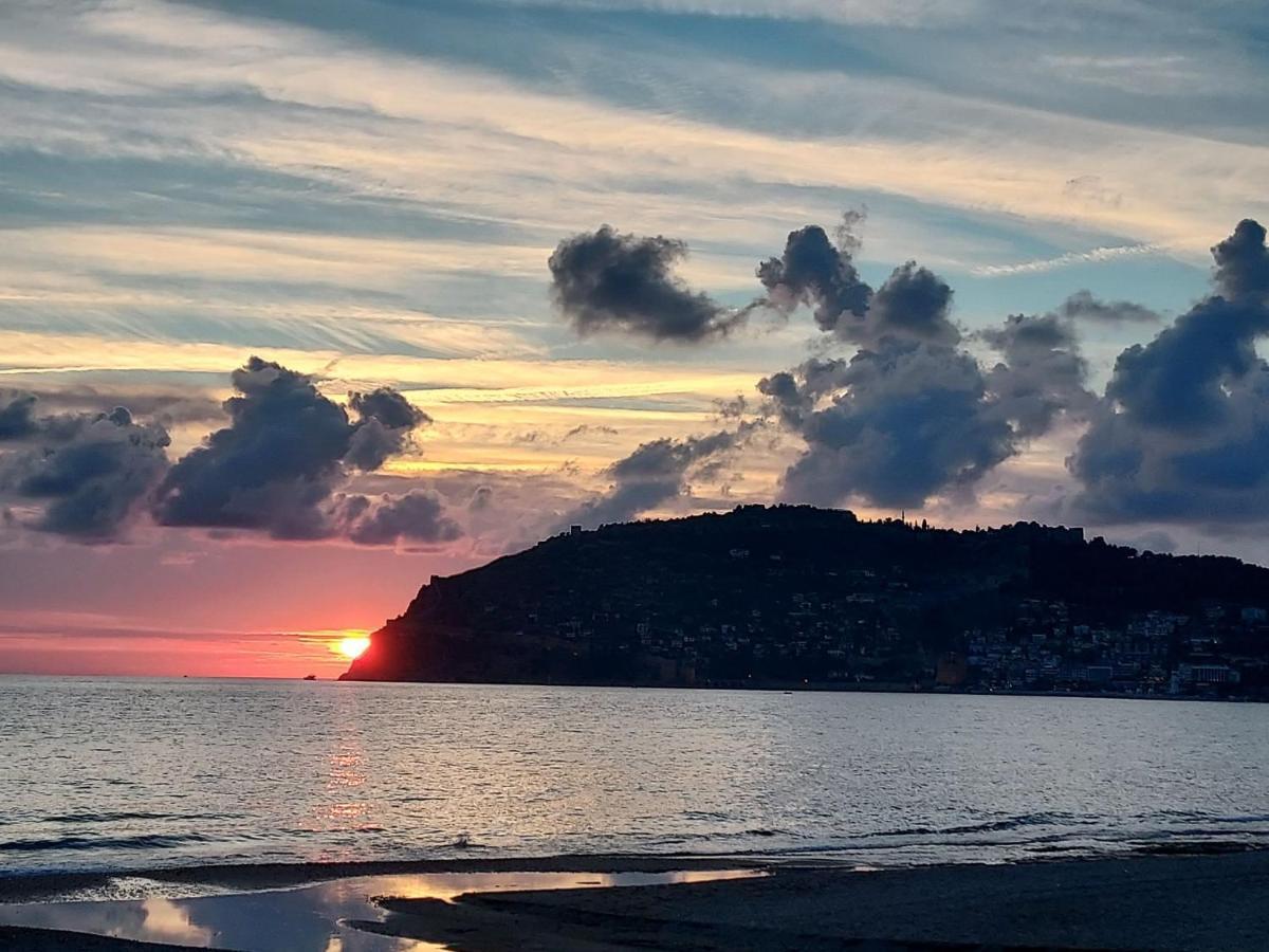 Larsens Suit Hotel Alanya Dış mekan fotoğraf